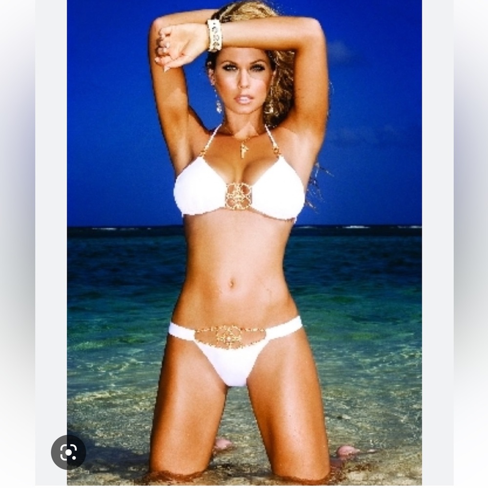 NWT beach bunny bikini American Woman